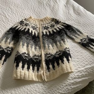 Hand-knit Icelandic Fisherman Sweater with Two-Way Zip Size S